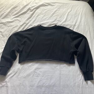 Aritzia TNA Cozy Fleece Boyfriend Cropped Black Sweatshirt